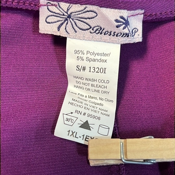 BLOSSOM BY P PURPLE 3/4 SLEEVED ASYMMETRICAL HANKY HEM BLOUSE SIZE 1XL - Picture 7 of 7